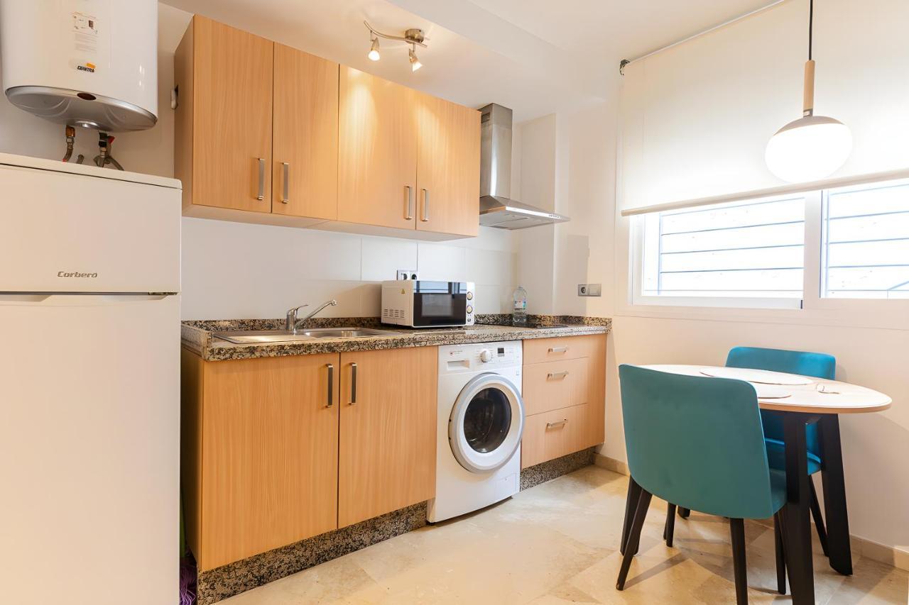 Teatro Suites Malaga City Flat Exterior photo