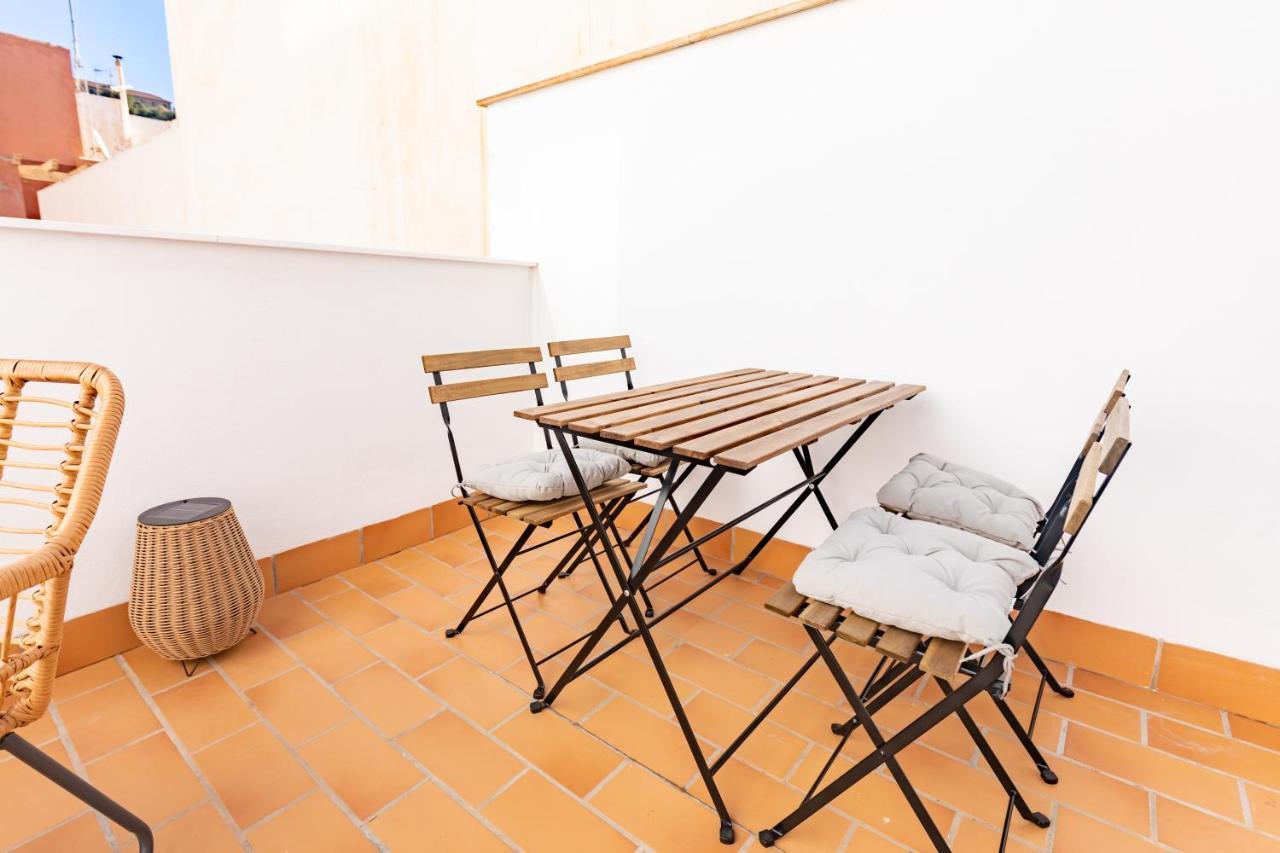 Teatro Suites Malaga City Flat Exterior photo