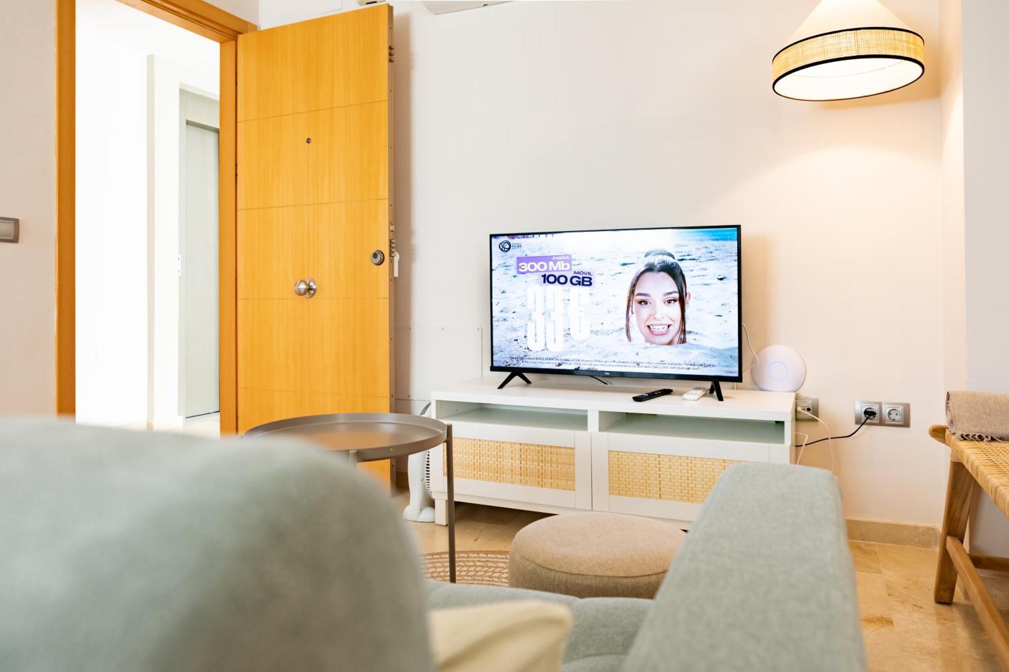 Teatro Suites Malaga City Flat Exterior photo